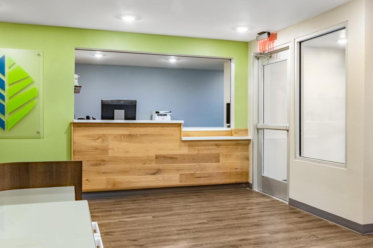Woodspring Suites Toledo מאומי מראה חיצוני תמונה